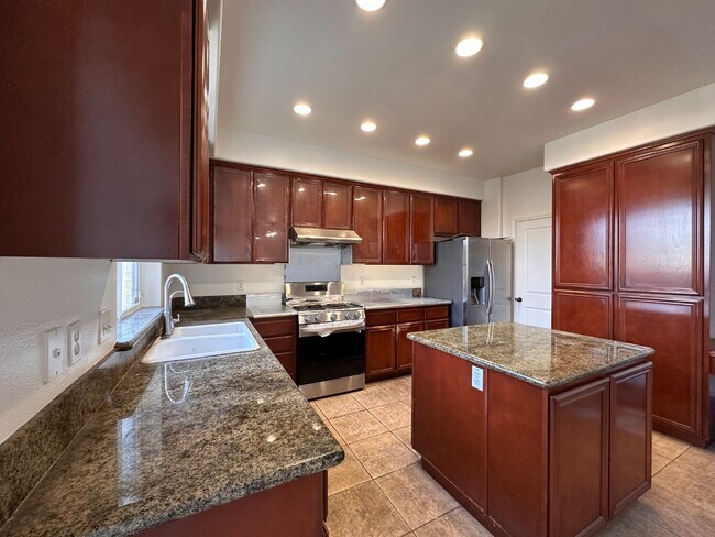 Photo - 4121 Walnut St