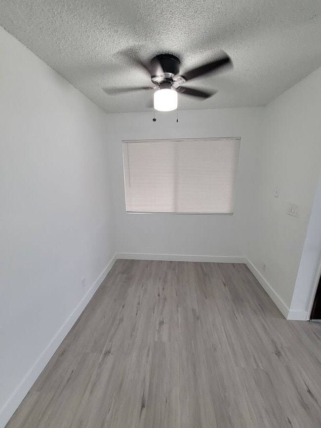 Photo - 1026 Arlington Ave Unit 3