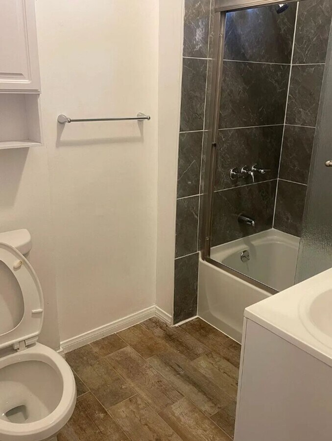 Photo - E1077F Unit 1118