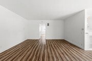Photo - 809 Edgewood St Apartment Unit 02