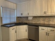 Photo - 4846 Larwin Ave