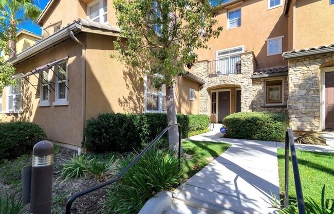 Photo - 732 Portside Pl