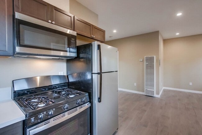Photo - 1602 S 38th St Apartment Unit 1602