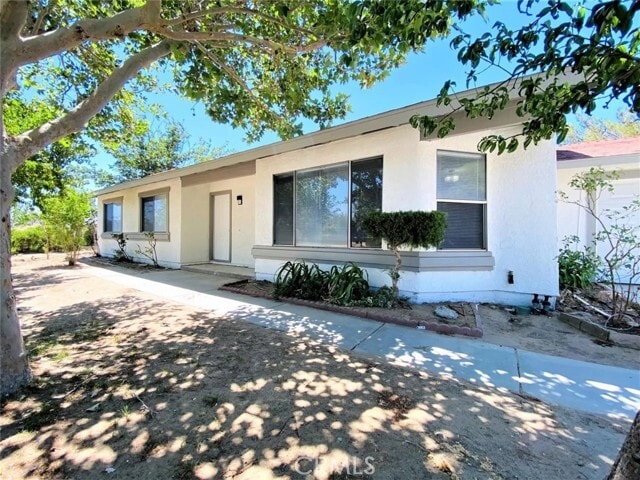 Photo - 16716 Stagecoach Ave