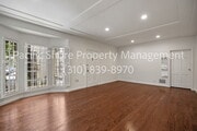Photo - 460 S Roxbury Dr Apartments Unit 460