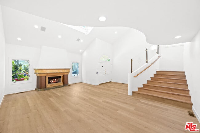 Photo - 244 S Almont Dr
