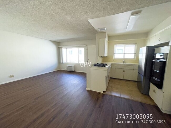 Photo - 1343 E Harvard St Unit J