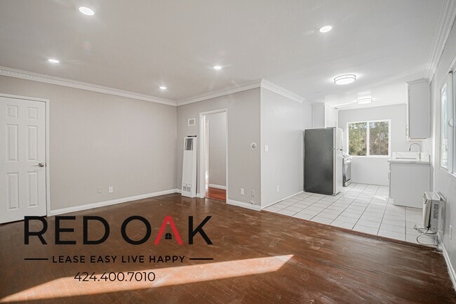 Building Photo - 436 Normandie Pl Unit 3