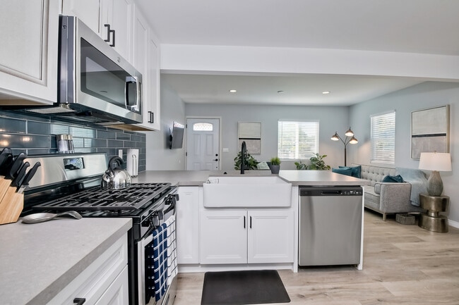 Photo - 6840-42 Tower St Townhome