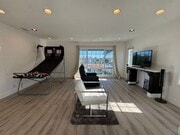 Photo - 1339 S Mansfield Ave