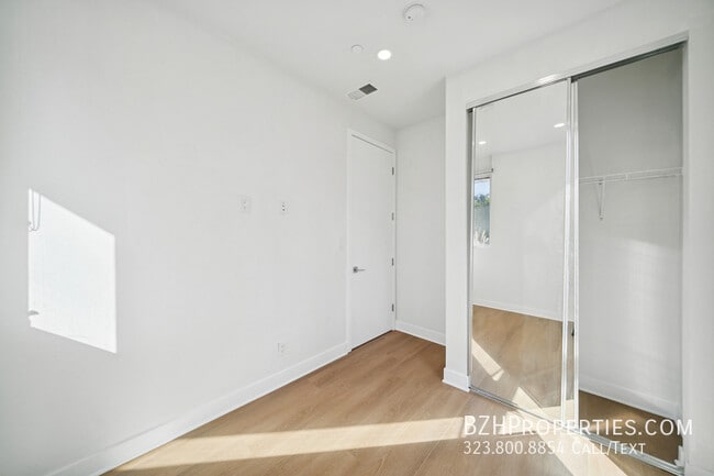 Photo - 4525 St Elmo Dr Unit 4523A