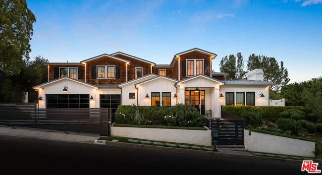 Photo - 16101 Royal Mt Dr