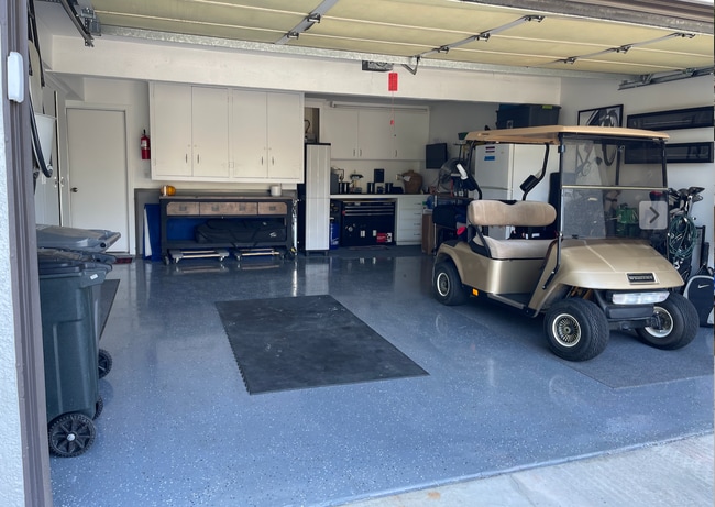 Garage - 47 Juan Carlos Dr