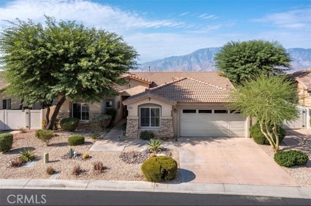 Photo - 64355 Silver Star Ave