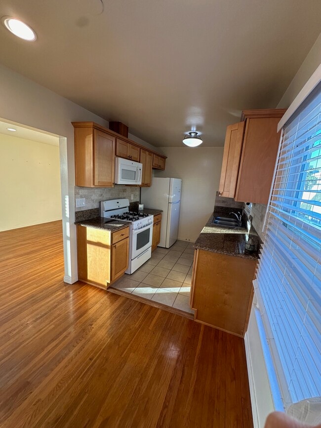 Photo - 825-829 Grant St