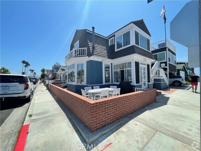 Building Photo - 108 7th St Rental