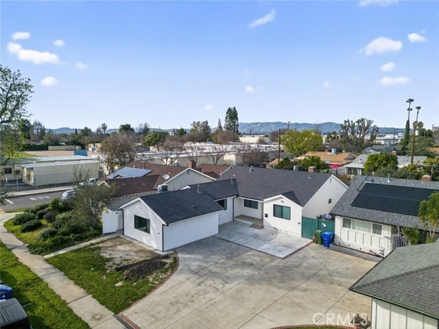 Photo - 15753 Cohasset St