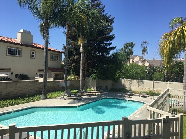 Pool 2 - 4740 Warner Ave Unit 106