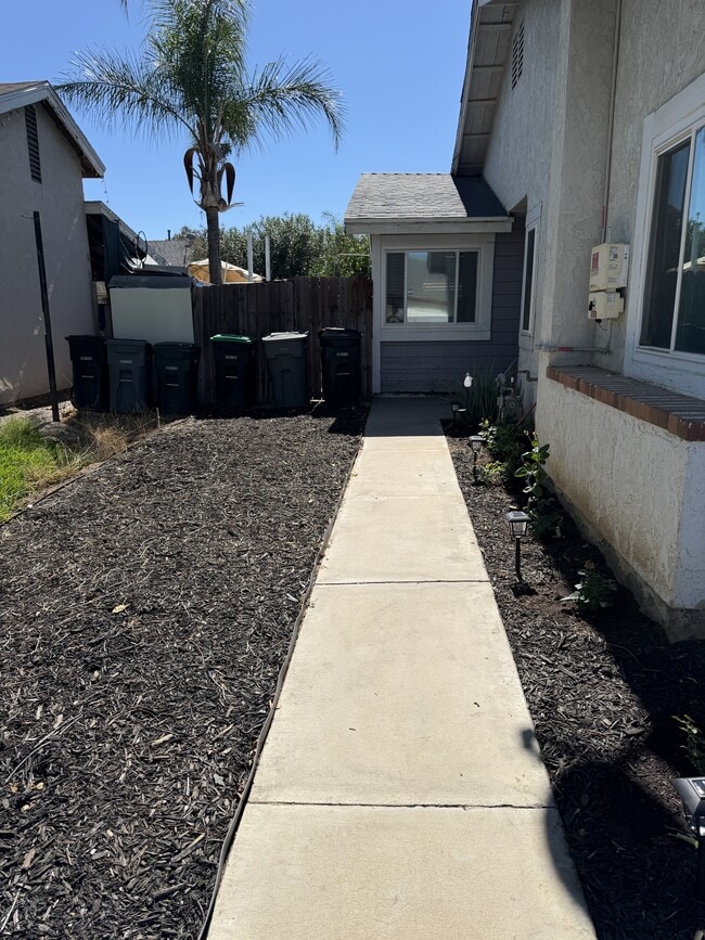 Photo - 321 Red Cedar Pl