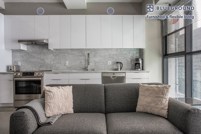 Photo - 354 S Spring St Unit FL2-ID1205