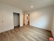 Photo - 914 7th St Unit 9