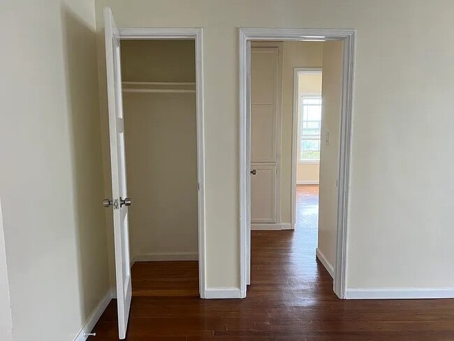 Photo - 3927 W 105th St Unit C