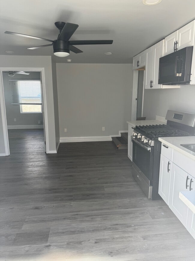 Building Photo - 15616 S Denver Ave Rental