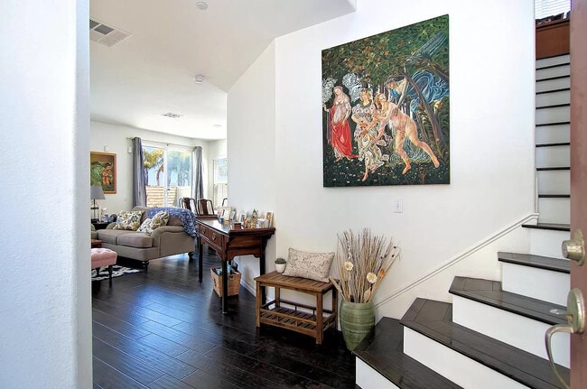 Photo - 5476 Henry Pl