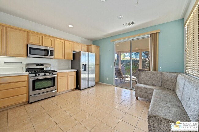 Photo - 65565 Acoma Ave