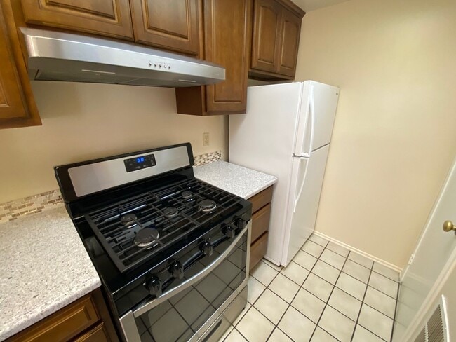 Photo - Affordable 2 bedroom townhouse - Simi Valley