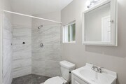 Photo - 554 Ritchey St