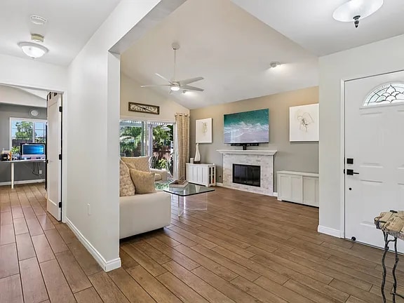 Building Photo - 10662 Rancho Carmel Dr