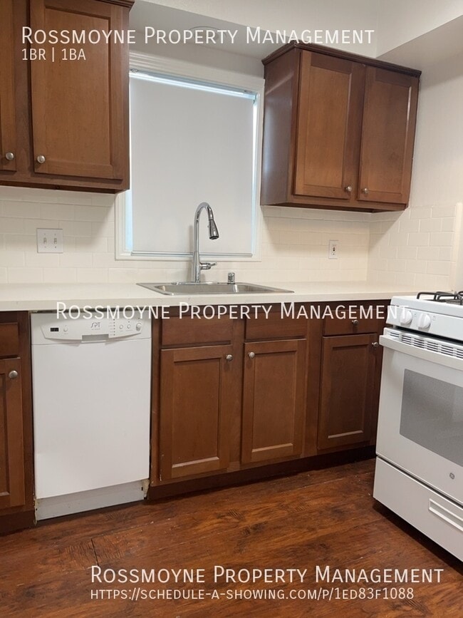 Photo - 529.5 N Jackson St