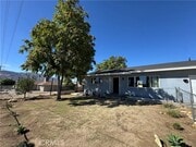 Photo - 853 N Hargrave St