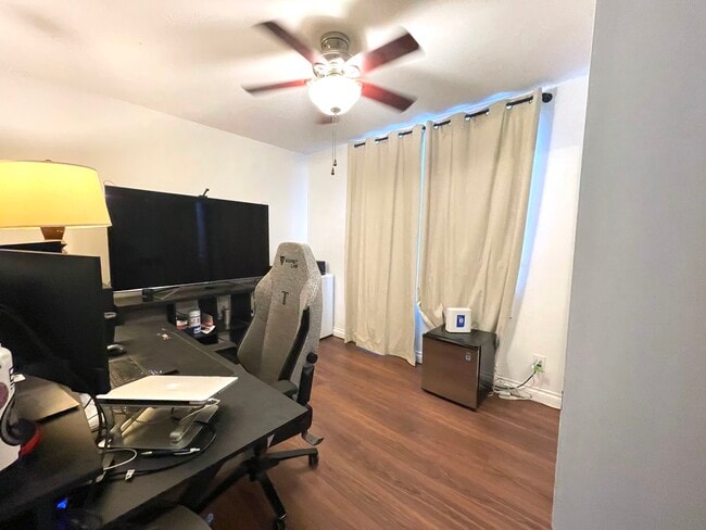 Bedroom 2/office - 2264 Imperial Ave