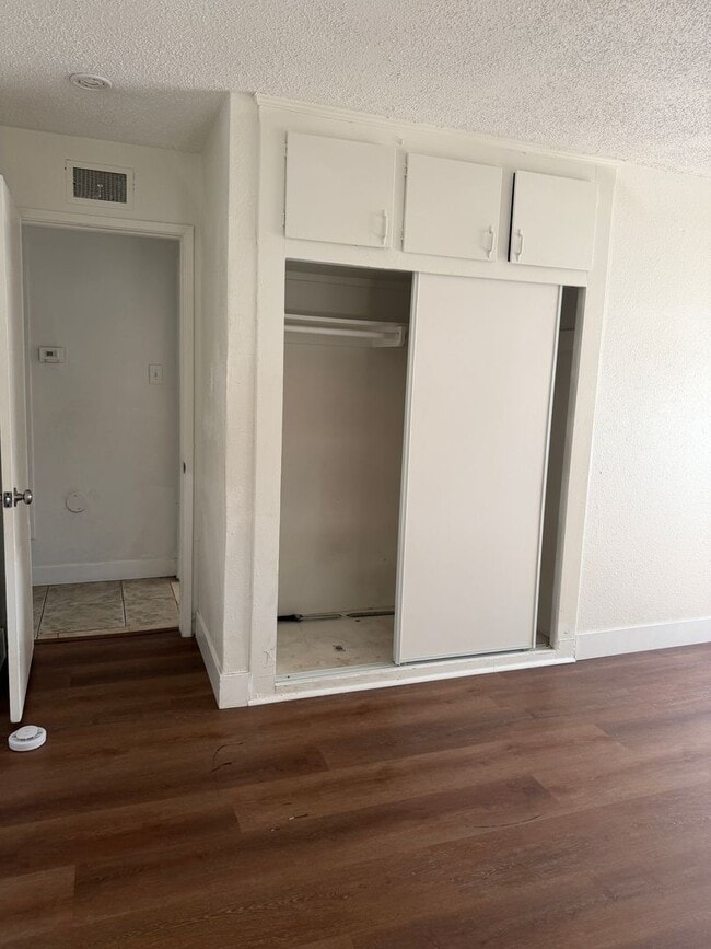 Photo - 14136 Osage Rd
