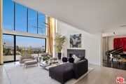 Photo - 8080 Laurel View Dr