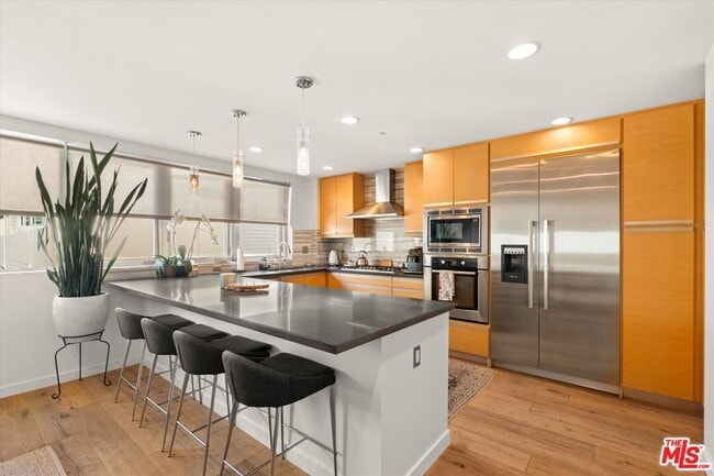 Photo - 310 W Washington Blvd Unit 503