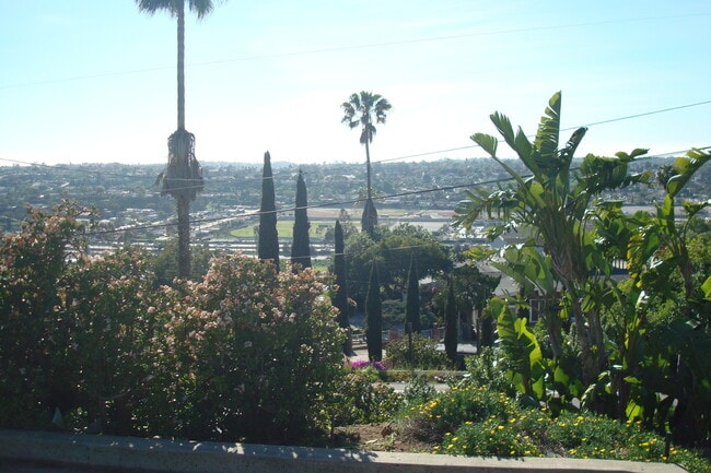 Photo - Great home with views of Sweetwater and Spring Valley mountains