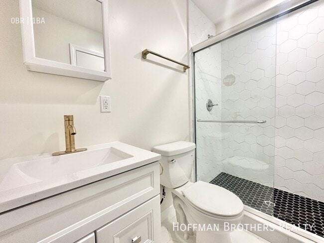 Photo - 11955 Rochester Ave