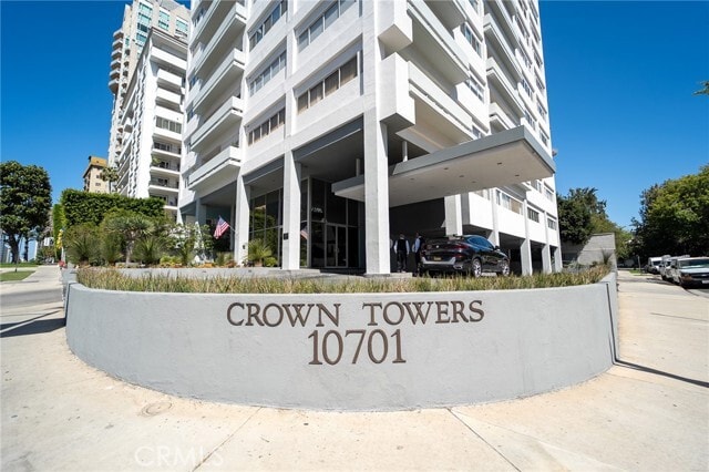 Building Photo - 10701 Wilshire Blvd Unit 1405