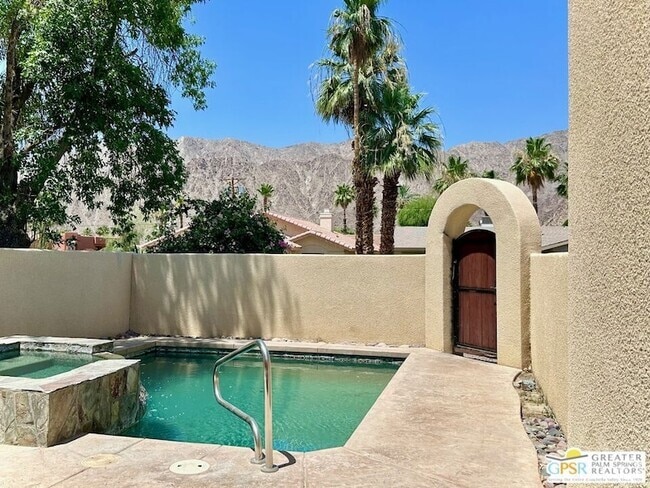 Building Photo - 51220 Avenida Velasco Rental