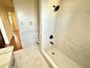 Photo - 4580 Hamilton St