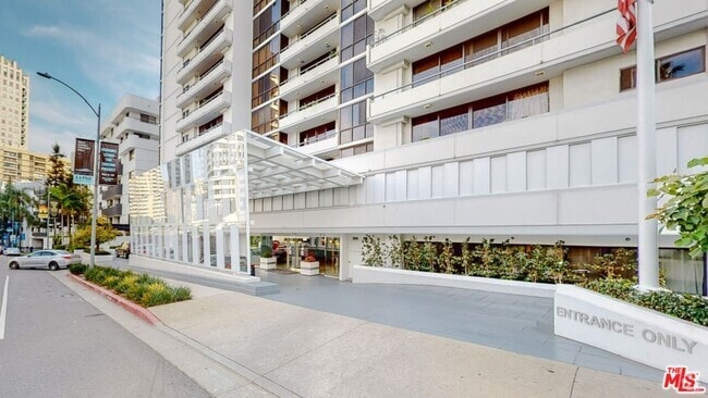 Building Photo - 10660 WILSHIRE Unit 0309 Rental