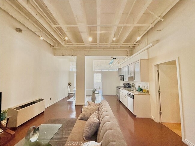 Building Photo - 312 W 5th St Unit 701