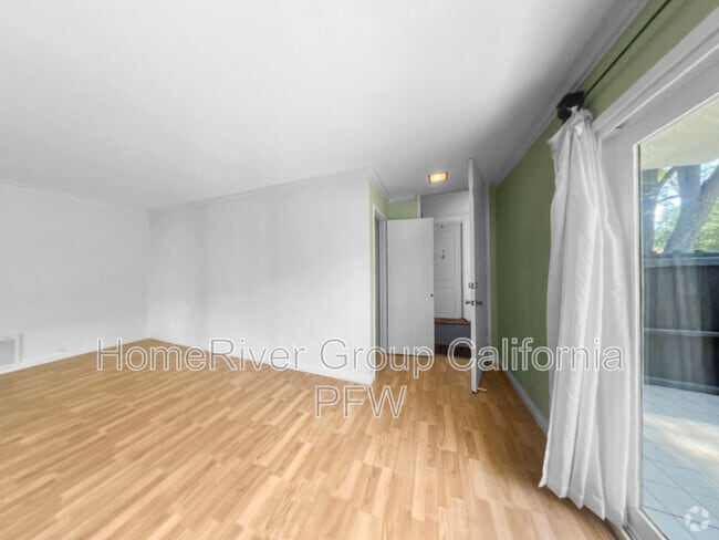 Building Photo - 31569 Lindero Canyon Rd Rental