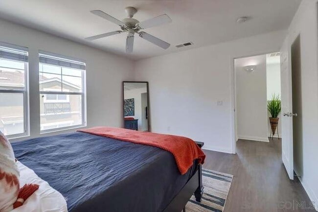 Photo - 8713 Plaza Sq Townhome