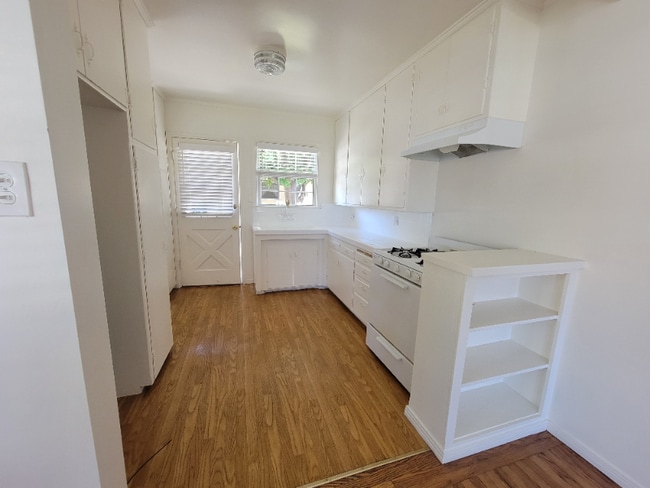 Photo - 13642 Leadwell St Unit 642L