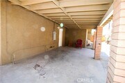 Photo - 660 Elm Dr House