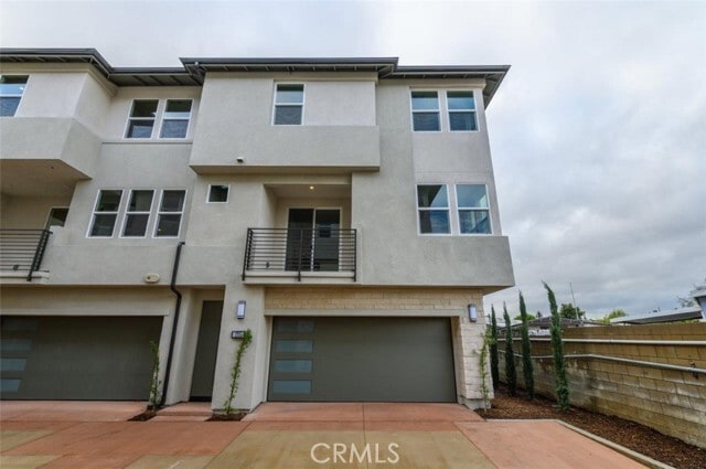 Photo - 1715 W Bushell St Condo